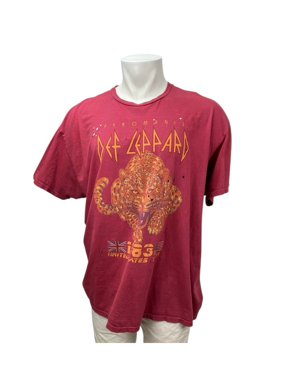 Def Leppard Pyromania 1983 Men's Red Short Sleeve Rock Band Tour T-Shirt Top S/M